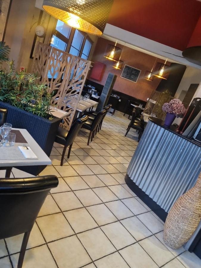 L'Abbatiale Hotel Corbie Buitenkant foto